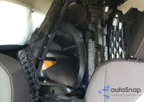 2018 Ford Escape S z USA, uszkodzony, nr VIN 1FMCU0F71JUD02540